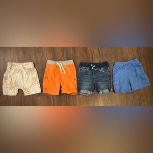 Set of 4 Pairs of Toddler Boy Shorts - Size 2T